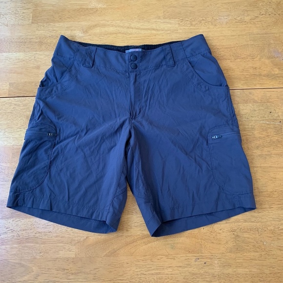 L.L. Bean Pants - L.L.Bean Women's Vista Trekking Shorts, Mid-Rise, Size 10